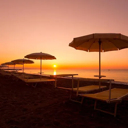Hellenia Yachting Hotel&spa Hotel 4*