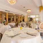 Hellenia Yachting & 酒店