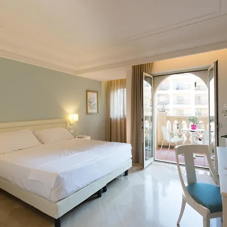 Hotel Hellenia Yachting & Giardini-Naxos