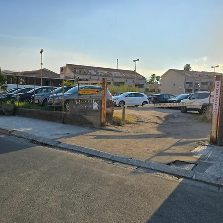 Hotel Hellenia Yachting & 4*