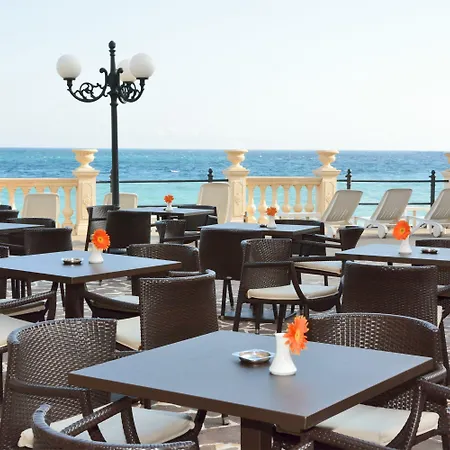 Hotel Hellenia Yachting & 4*