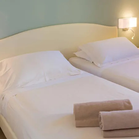 Hellenia Yachting & Hotel