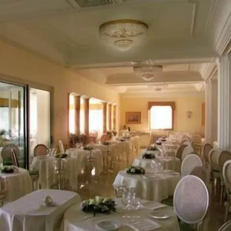 Hotel Hellenia Yachting &