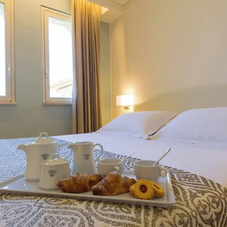 Hellenia Yachting & Hotel Giardini-Naxos