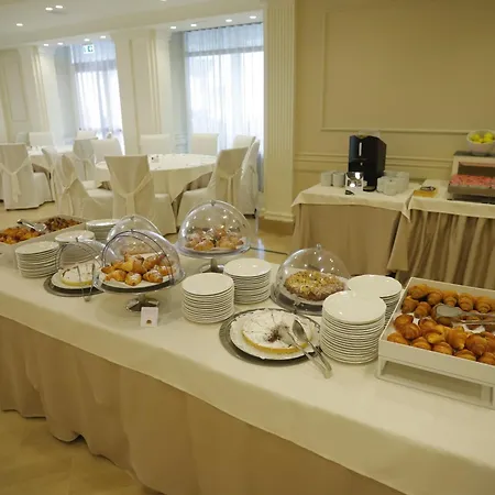 Hellenia Yachting & 4* Giardini Naxos