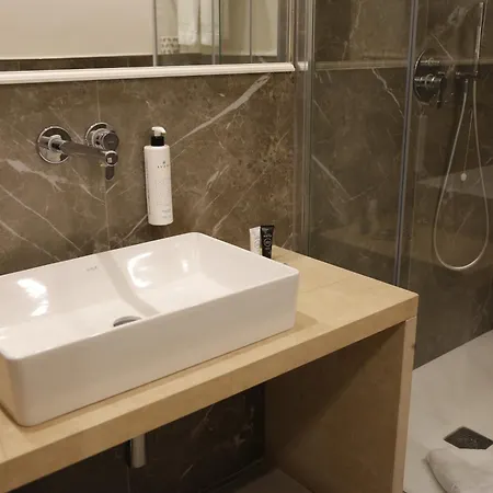 Hotel Hellenia Yachting & 4*