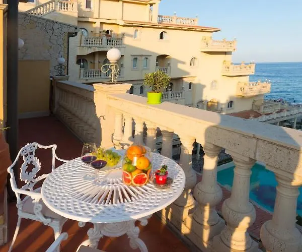 Hotel Hellenia Yachting & Giardini Naxos