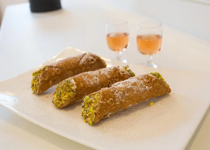 Hotel Hellenia Yachting & 4*