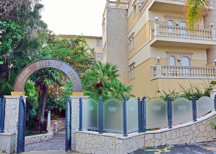 Hellenia Yachting & Hotel 4*