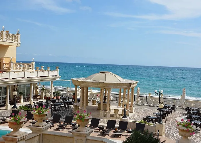 Hellenia Yachting & Hotel