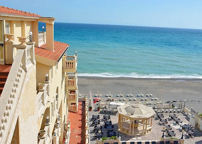 Hotel Hellenia Yachting & 4*