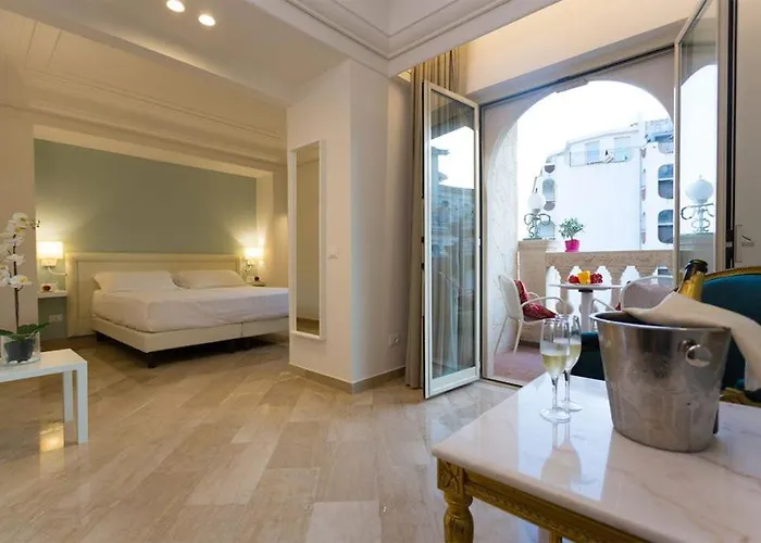 Hellenia Yachting & Hotel 4*