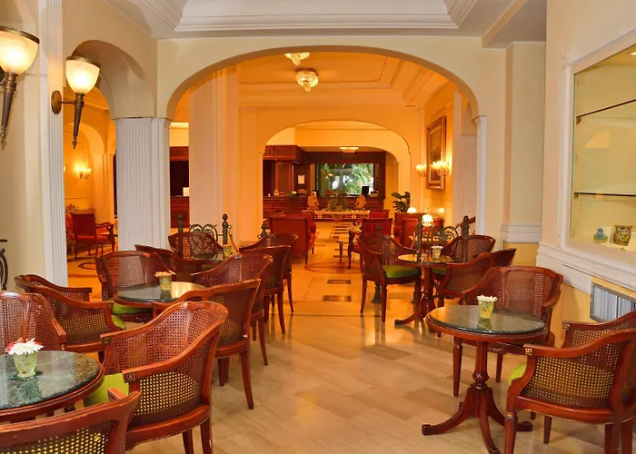 Hellenia Yachting & Hotel 4*