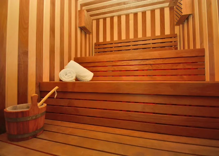 Hellenia Yachting & 4* Giardini Naxos