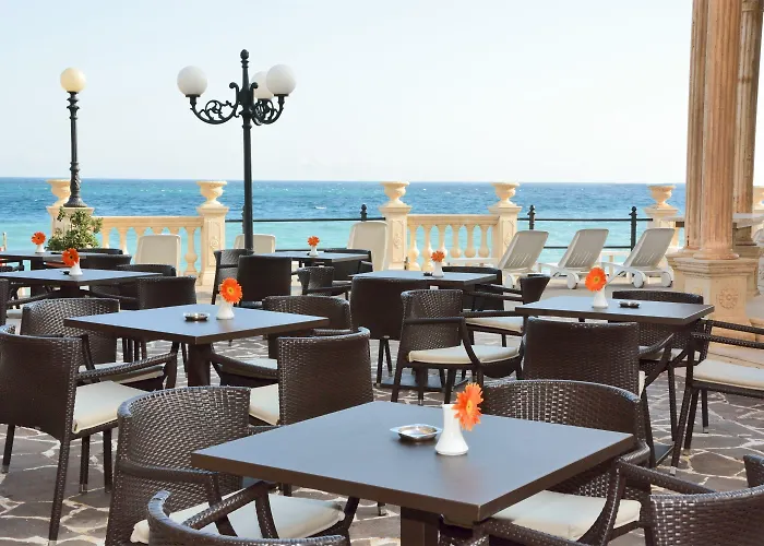 Hotel Hellenia Yachting & 4*