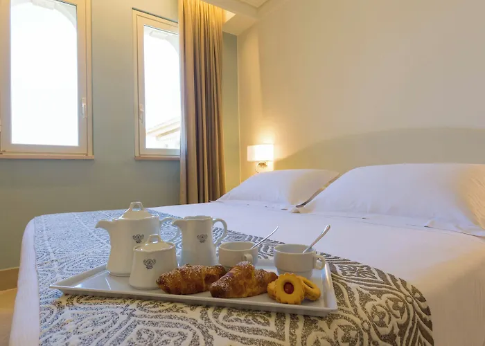 Hellenia Yachting & Hotel Giardini Naxos