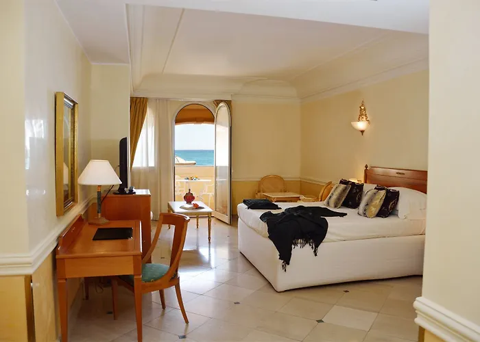 Hotel Hellenia Yachting & Giardini Naxos