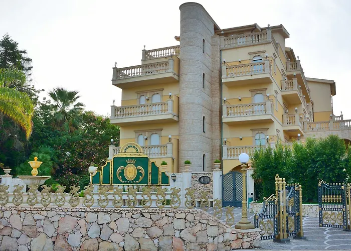 Hotel Hellenia Yachting & 4*