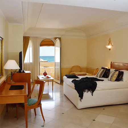 מלון Hellenia Yachting & גיארדיני נאקסוס